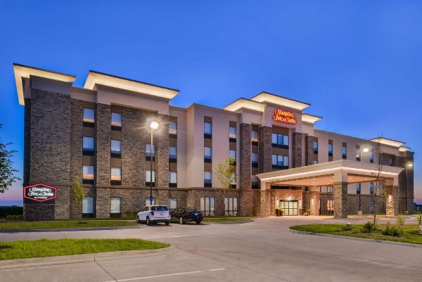 Hampton Inn and Suites Altoona-Des Moines by Hilton image 5